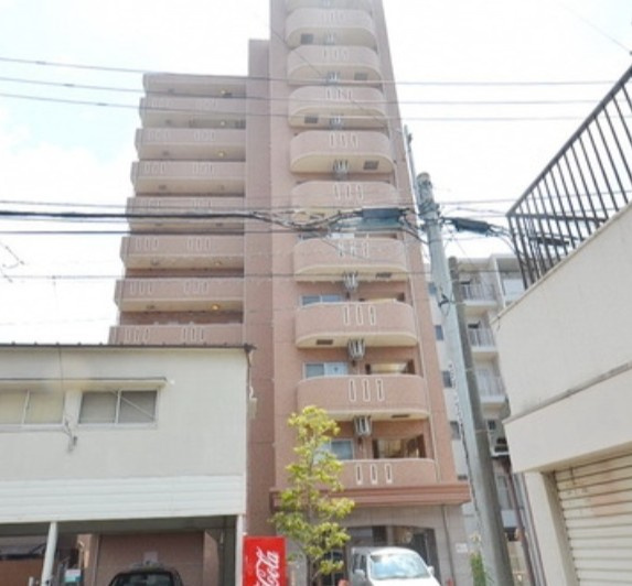 スパシエルクス大宮の外観