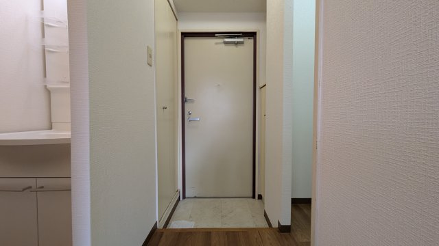 【玄関】