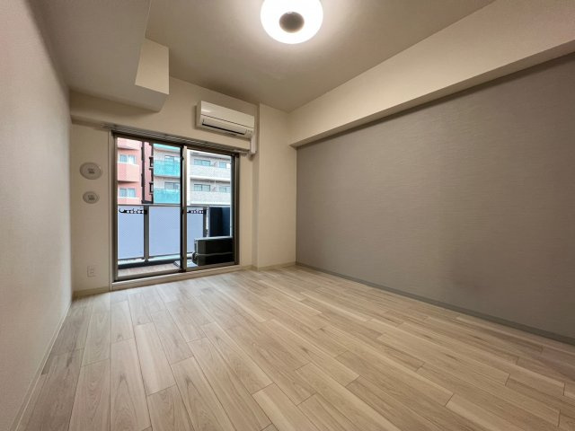 プレサンス堺筋本町センティスの居間・リビング