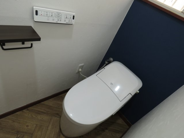 上伊草貸家のトイレ