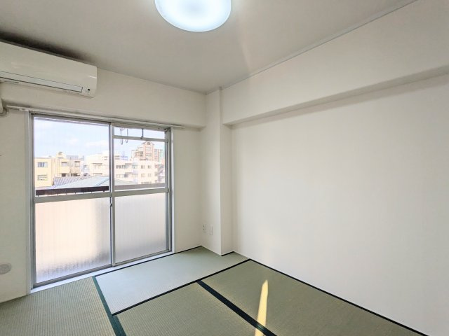 パークサイド南大井の居間・リビング|使いやすい居間です