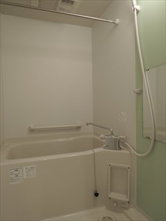 レオネクストマ　ピエス蒲田の浴室|落ち着いた空間のお風呂です