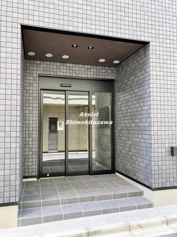 Cosmo Tower（コスモタワー）のエントランス
