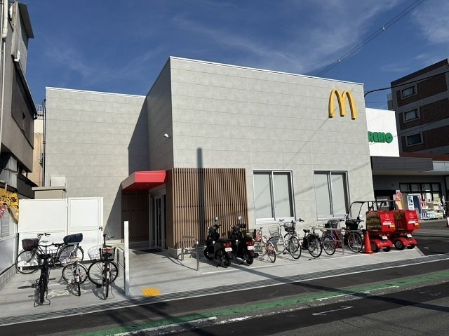 【周辺】 | 麓　Ｔｅｒｒａｃｅ | マクドナルド四条畷駅前店様まで650m