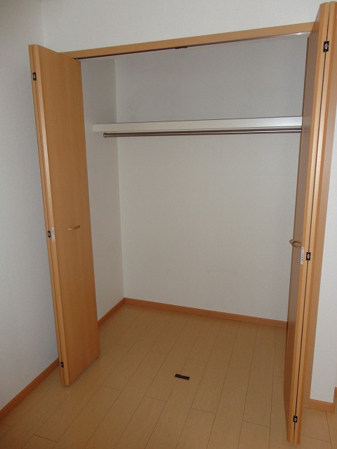エルスール大高の収納