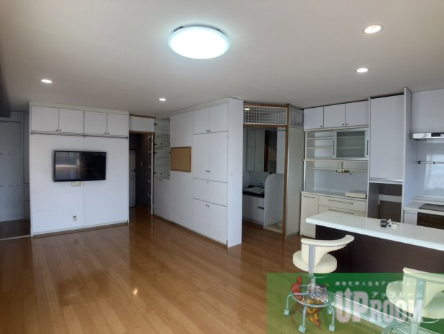 春日井中央マンションのロビー