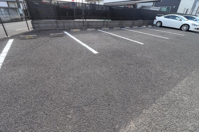 グランメール Ｂの駐車場|駐車場