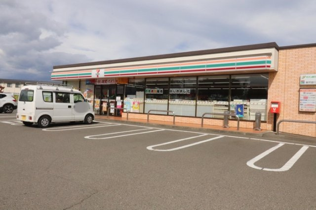 グランディ イグニスⅤ|セブンイレブン福島野田町３丁目店452m