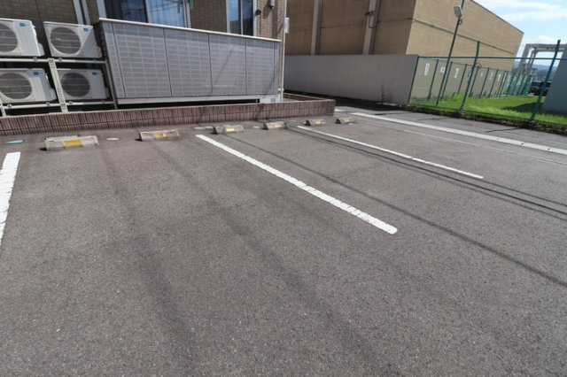 リヴェールⅡの駐車場|駐車場