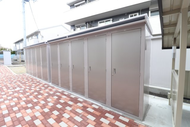 ロイジェントパークス野田町5丁目 E棟|物置