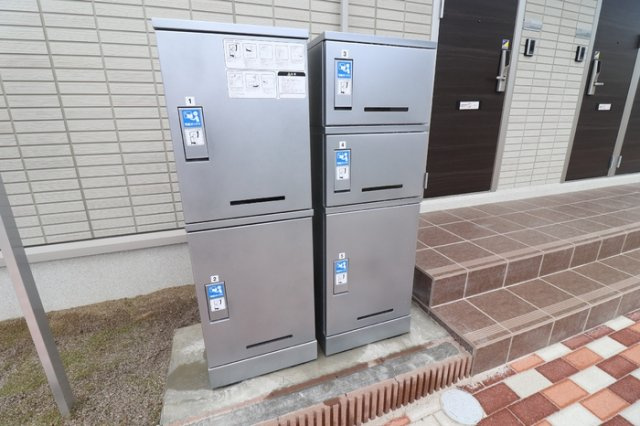 ロイジェントパークス野田町5丁目 E棟|宅配ボックス