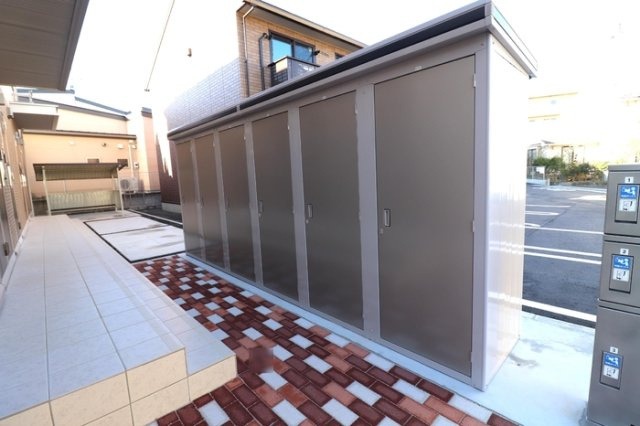 ロイジェントパークス野田町5丁目 B棟|物置