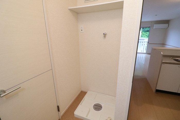 Ｄ－Ｒｏｏｍ蓬莱|洗濯機置場