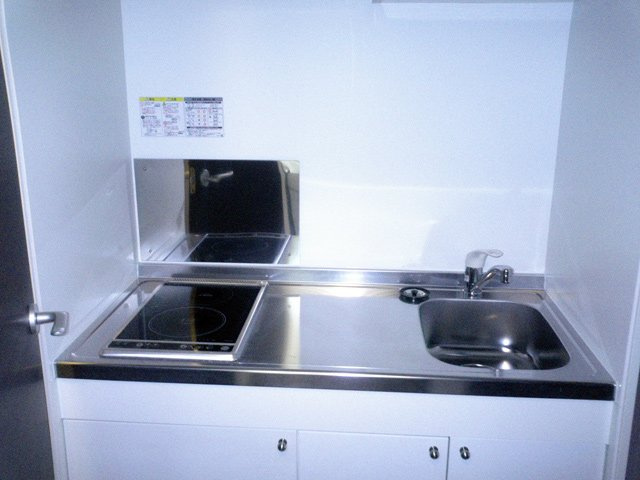 レオネクストレスポワールのキッチン|設備・仕様は号室により異なる為、現況を優先致します。