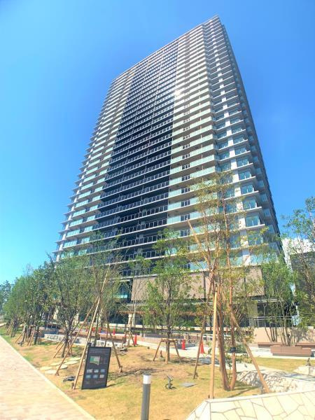 Ｂｒｉｌｌｉａ　Ｔｏｗｅｒ　聖蹟桜ヶ丘　ＢＬＯＯＭＩＮＧ　Ｒの外観|外観は落ち着いています