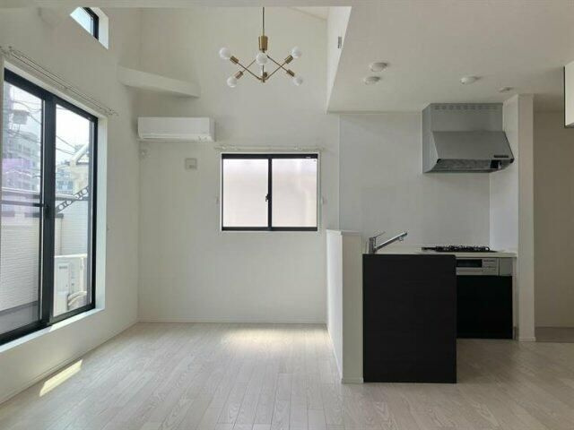 長崎戸建の居間・リビング