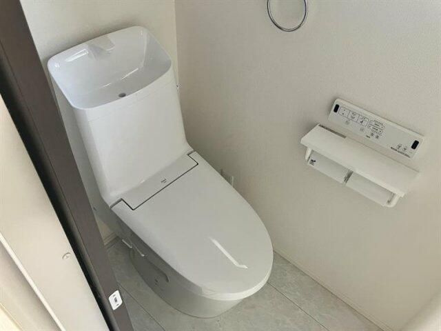 長崎戸建のトイレ