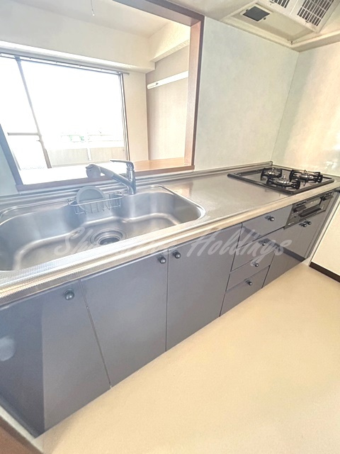 藤沢市鵠沼石上２丁目の賃貸マンションのキッチン
