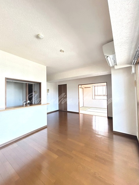 藤沢市鵠沼石上２丁目の賃貸マンションの居間・リビング