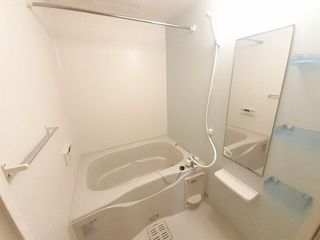 カームリーの浴室