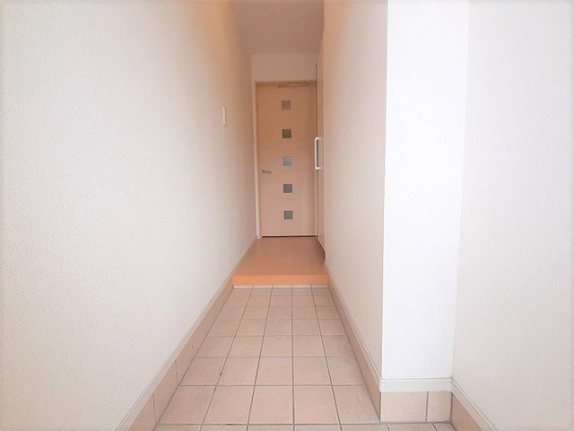 カームリーの玄関