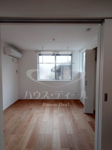 【内装】 | ヒルサイド西が丘 | 明るい色調の室内です