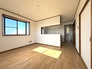 【居間・リビング】 | パレYK稲荷町 | ゆったりとしたリビングです