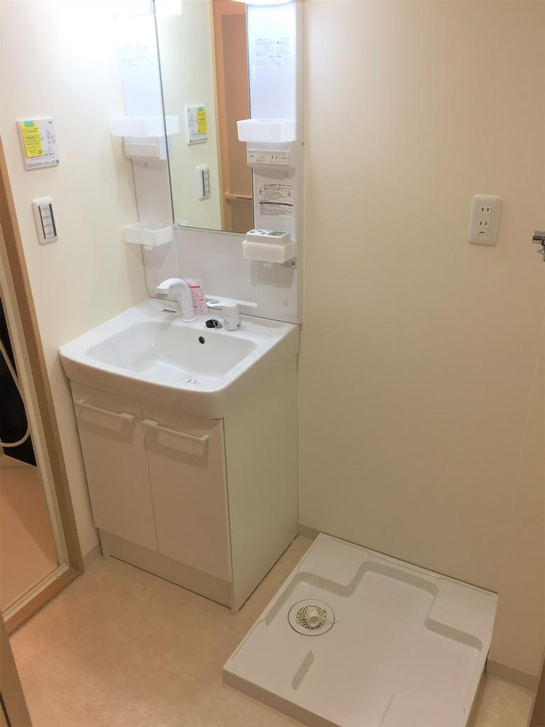 S-FORT船橋海神の独立洗面台