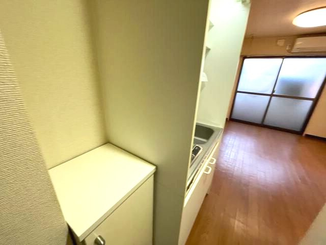 パステル小山の玄関