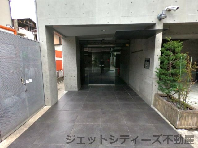 【エントランス】 | アドバンス梅田東