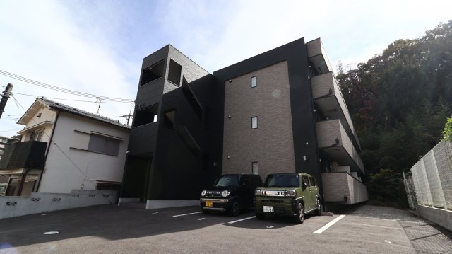 プレジール妙法寺の外観