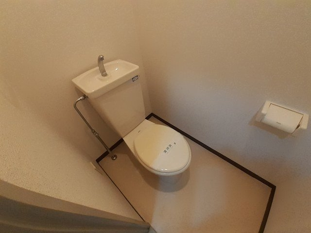 【トイレ】 | メゾンウェンドⅡ | シンプルで使いやすいトイレです