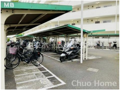 東建金町マンションの駐輪場|【自転車置き場】最新の空き状況や費用などの詳細は担当スタッフまでお問い合わせください。