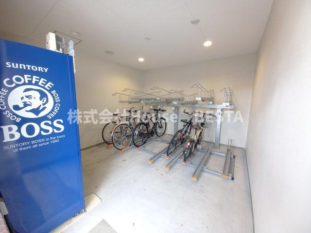 エステムコート神戸元町ヒルズの駐車場