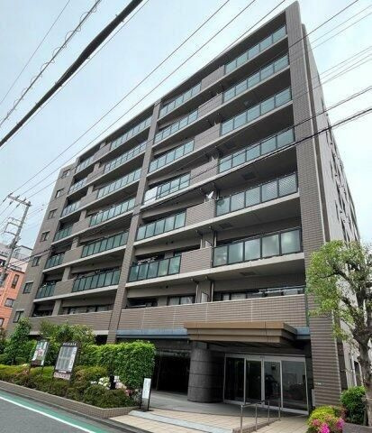 シャリエ日暮里の外観