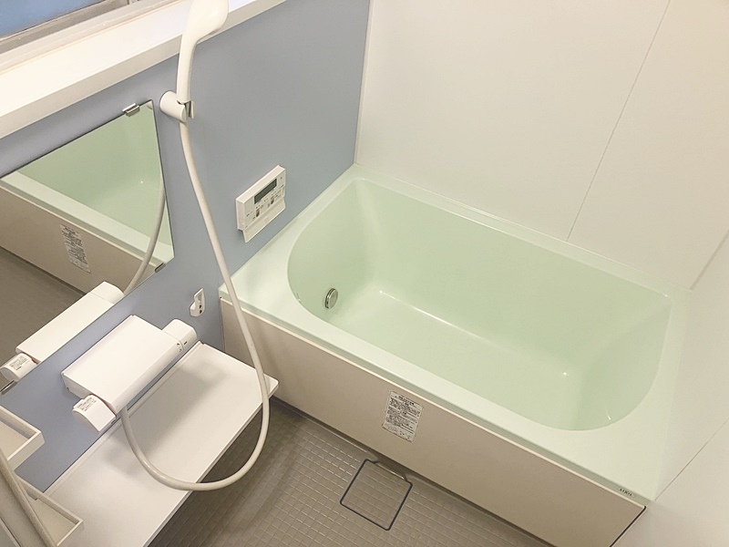 山本台3丁目貸家の浴室