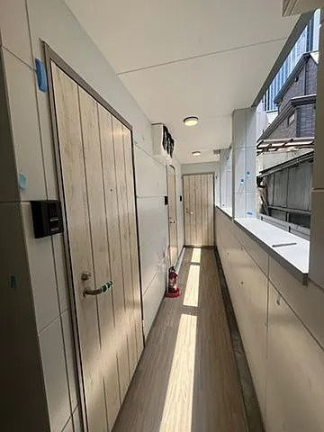 新宿区北新宿２丁目のアパートのロビー