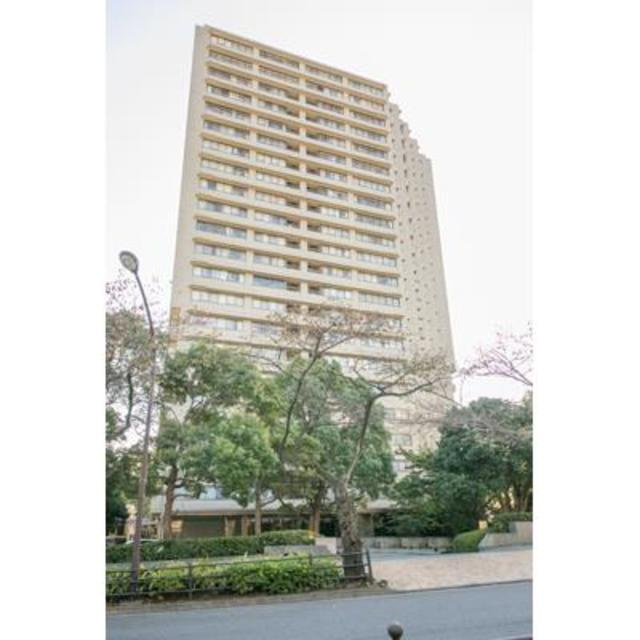 小石川パークタワーの外観