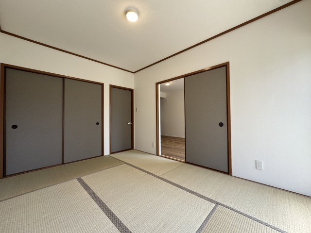 神戸市須磨区神の谷４丁目テラスハウスの和室
