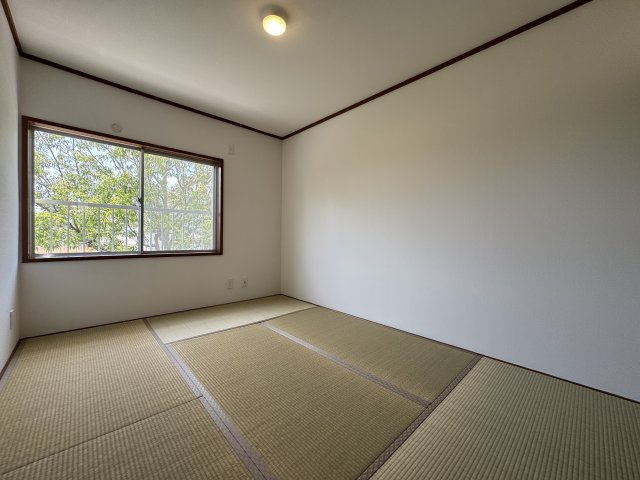 神戸市須磨区神の谷４丁目テラスハウスの和室