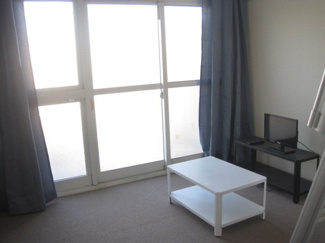 【居間・リビング】 | レオパレス未来 | 一部家具家電のないお部屋がございます