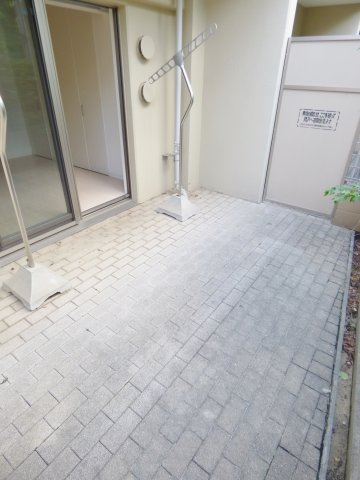 【庭】メゾンドバレー