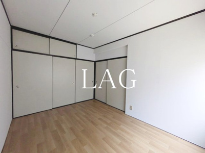 【寝室】 | ティブロンコート  | 寝室です。
