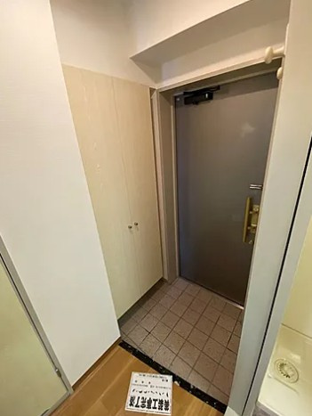 ノアールロシュの玄関