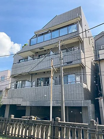 ノアールロシュのエントランス