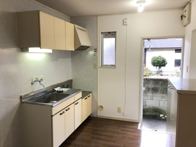 パステル六軒町B棟のキッチン