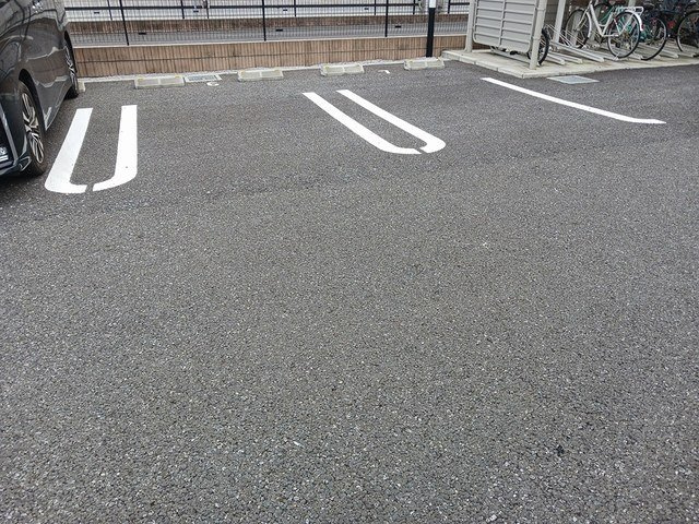 ラ・ペ・リヴィエールの駐車場