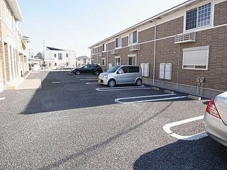 ベル・アルモニーⅡの駐車場