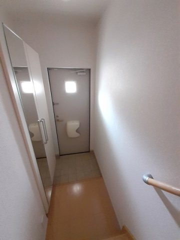 サンリットの玄関