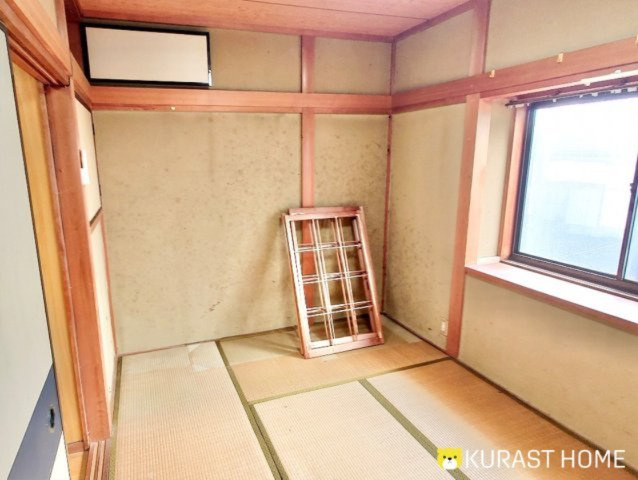 京都市伏見区羽束師鴨川町　中古戸建の和室|2階和室